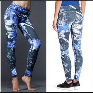 Vimmia Graphic Print Long Leggings NWT M